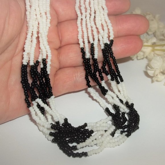 Pre-owned, Necklace, Monet Necklace, Black and White Necklace, Seed Bead 7747 - Picture 7 of 7